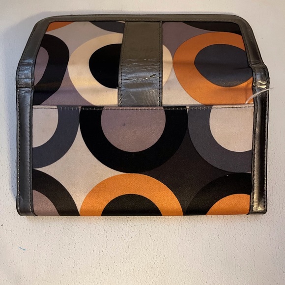 Coach Amanda wallet. - Picture 3 of 3